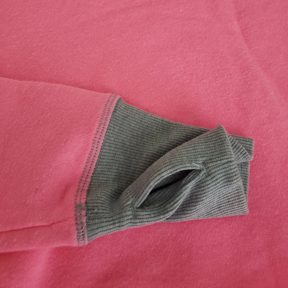 💕Bright Pink Crop Top Sweater- Cute!💕 - Picture 5 of 7